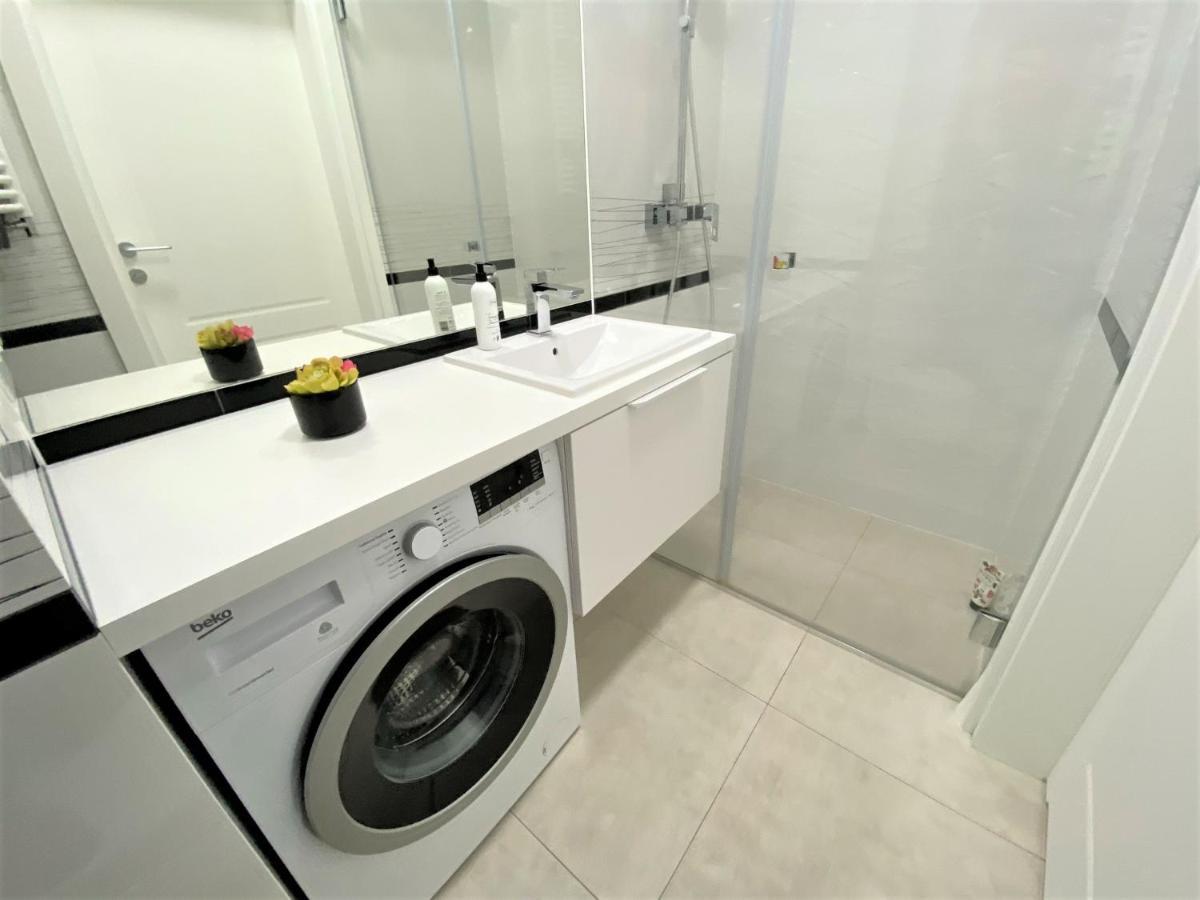Exclusive 2Br! Apartment In Center +Netflix +Gym Warsaw Exterior photo